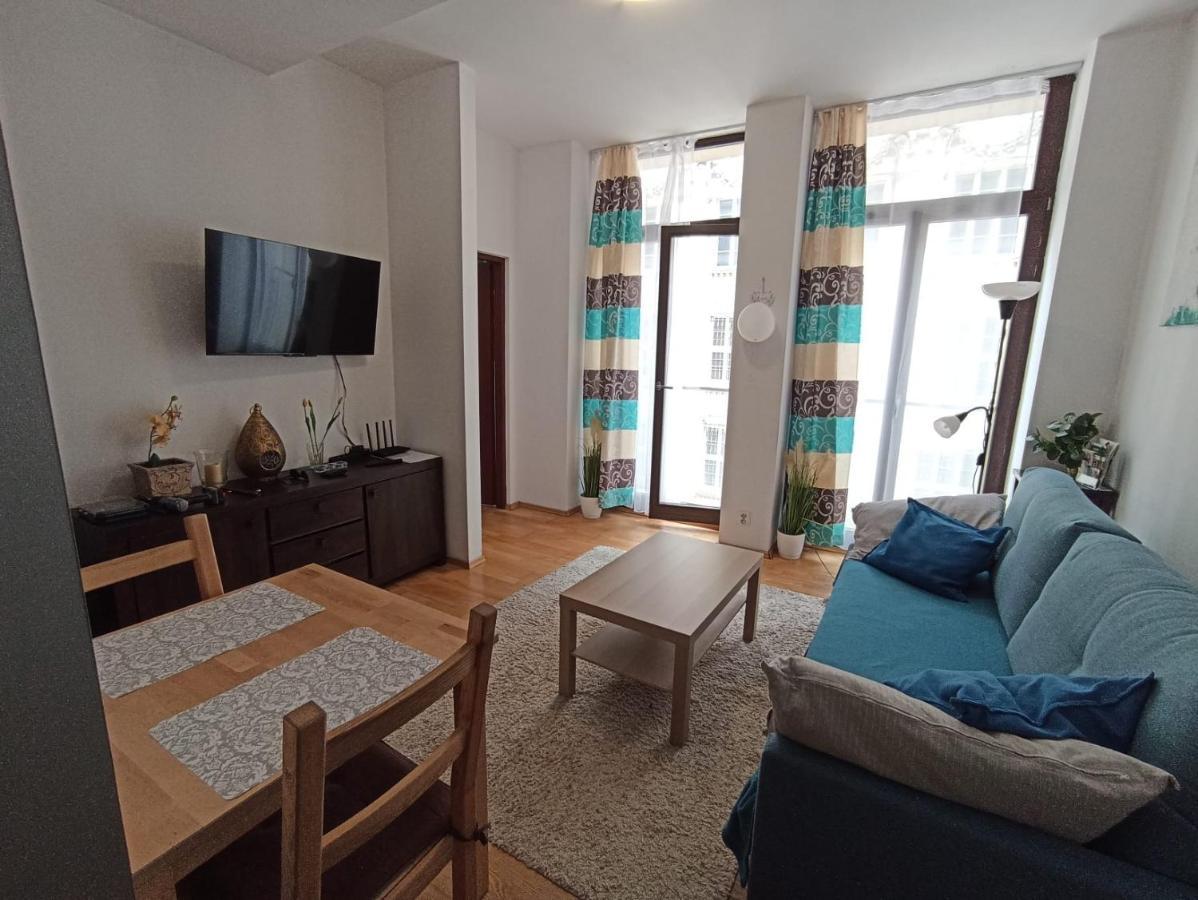 Apartament Wielopole 17 Krakow Bagian luar foto